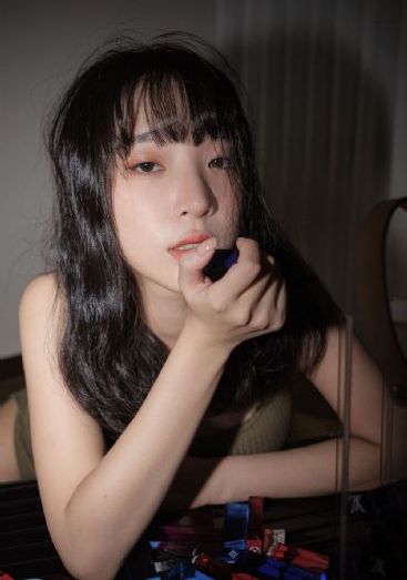 欧美接吻情侣图片_剧情片免费播放