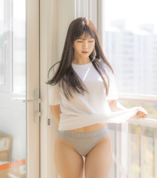 欧美性感美背壁纸_高清迅雷下载