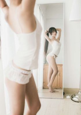 免费国产一卡二卡三卡四卡vr_BD韩语在线播放观看