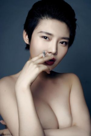 亚洲欧美日本手机在线_720手机在线观看