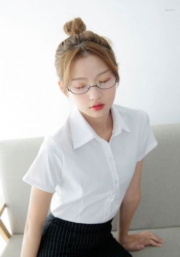 少妇厨房愉情2_BD韩语高清视频播放