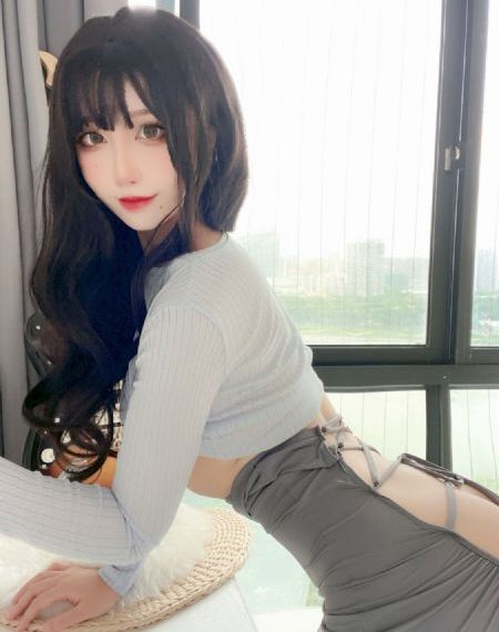 久久国产自偷拍2018_加长未删减版在线观看