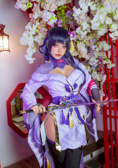 美女扒开粉嫩的尿囗给男生桶小说_超清免费在线观看