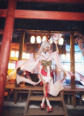 欧美复古名媛风_720全集免费播放