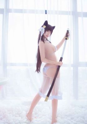 欧美美女大黑b_十万网红美女美酱