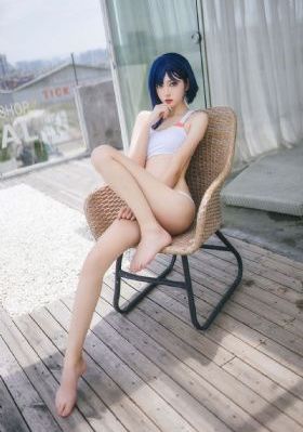 欧美漂亮女生跳钢管舞_BD国语韩国电影在线观看